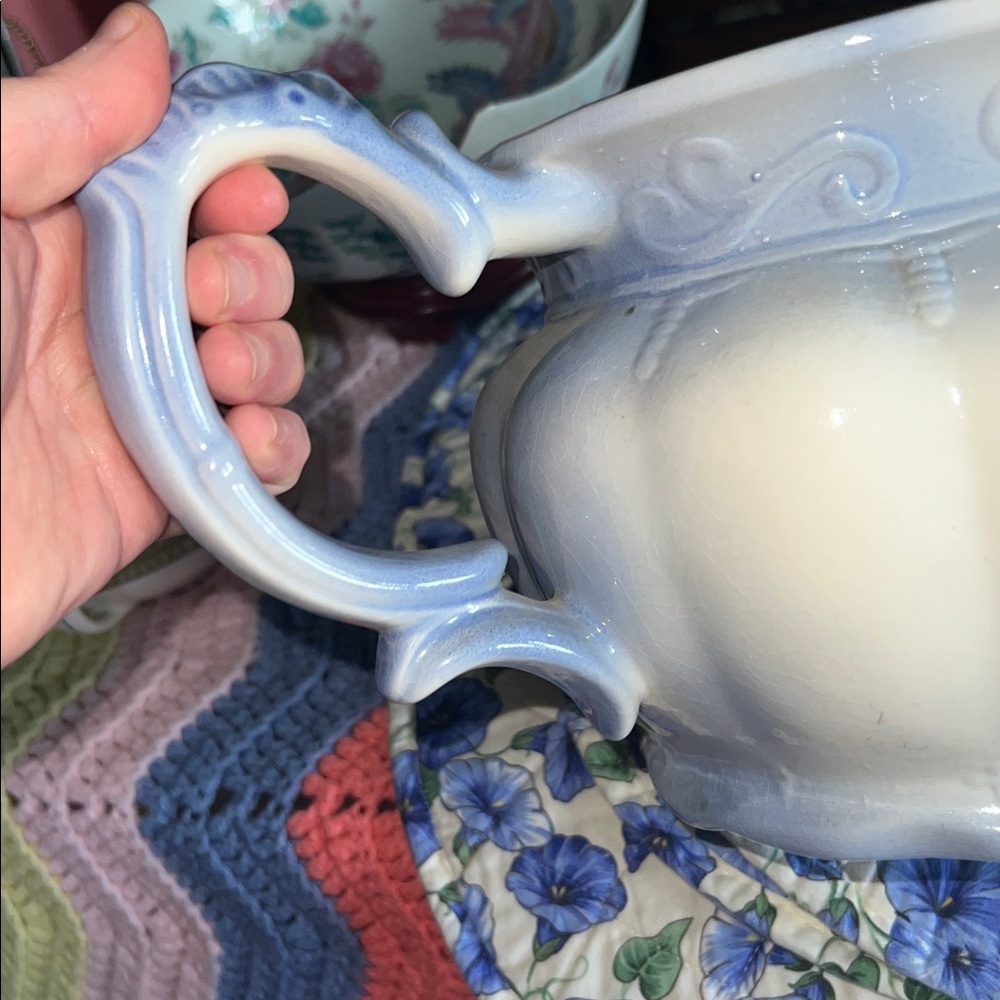 Ironstone England Chamber Pot 1890 Antique - Picture 9 of 13